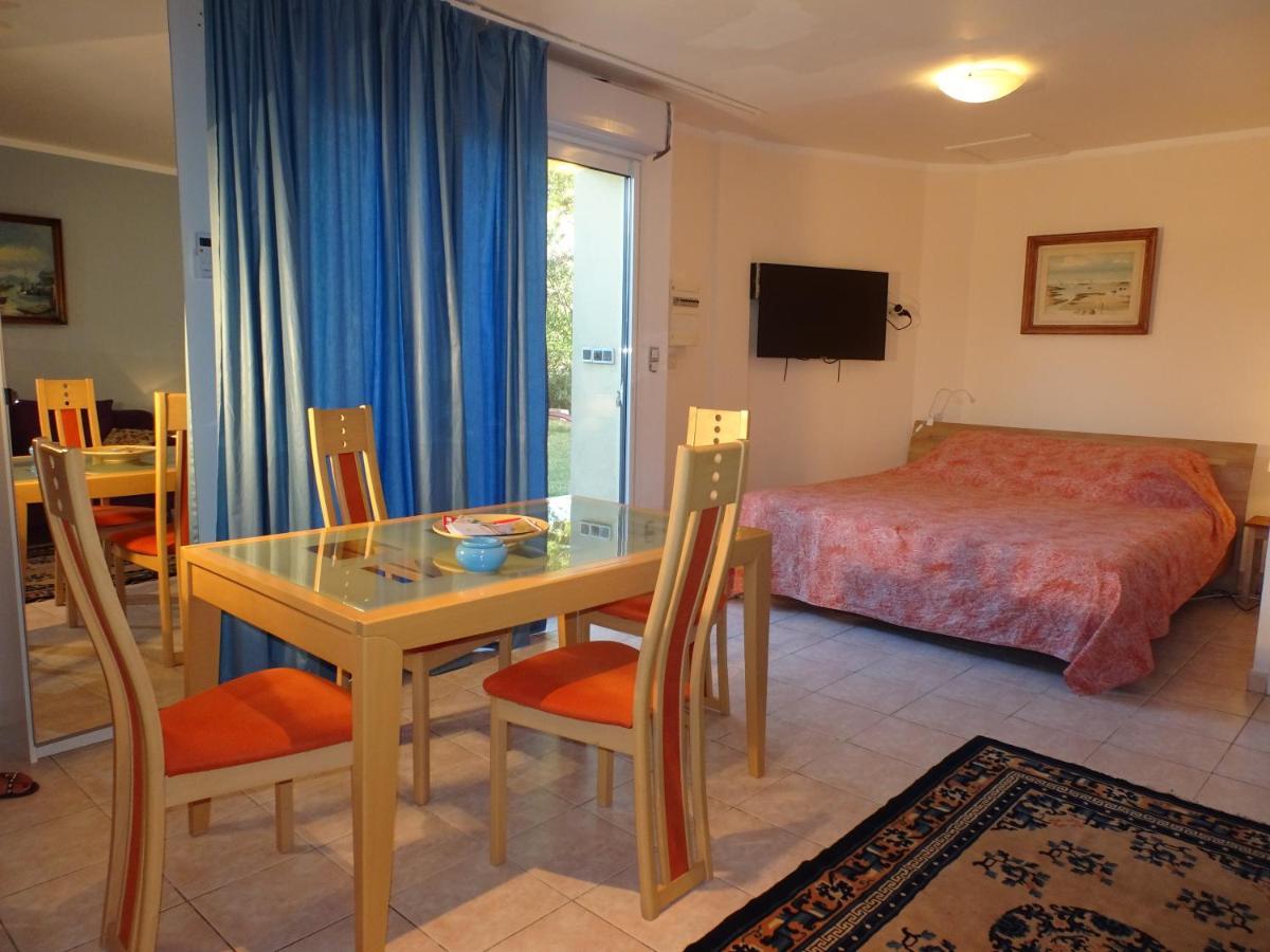 Apartamento Domaine Du Petit Tournebelle Gruissan Exterior foto