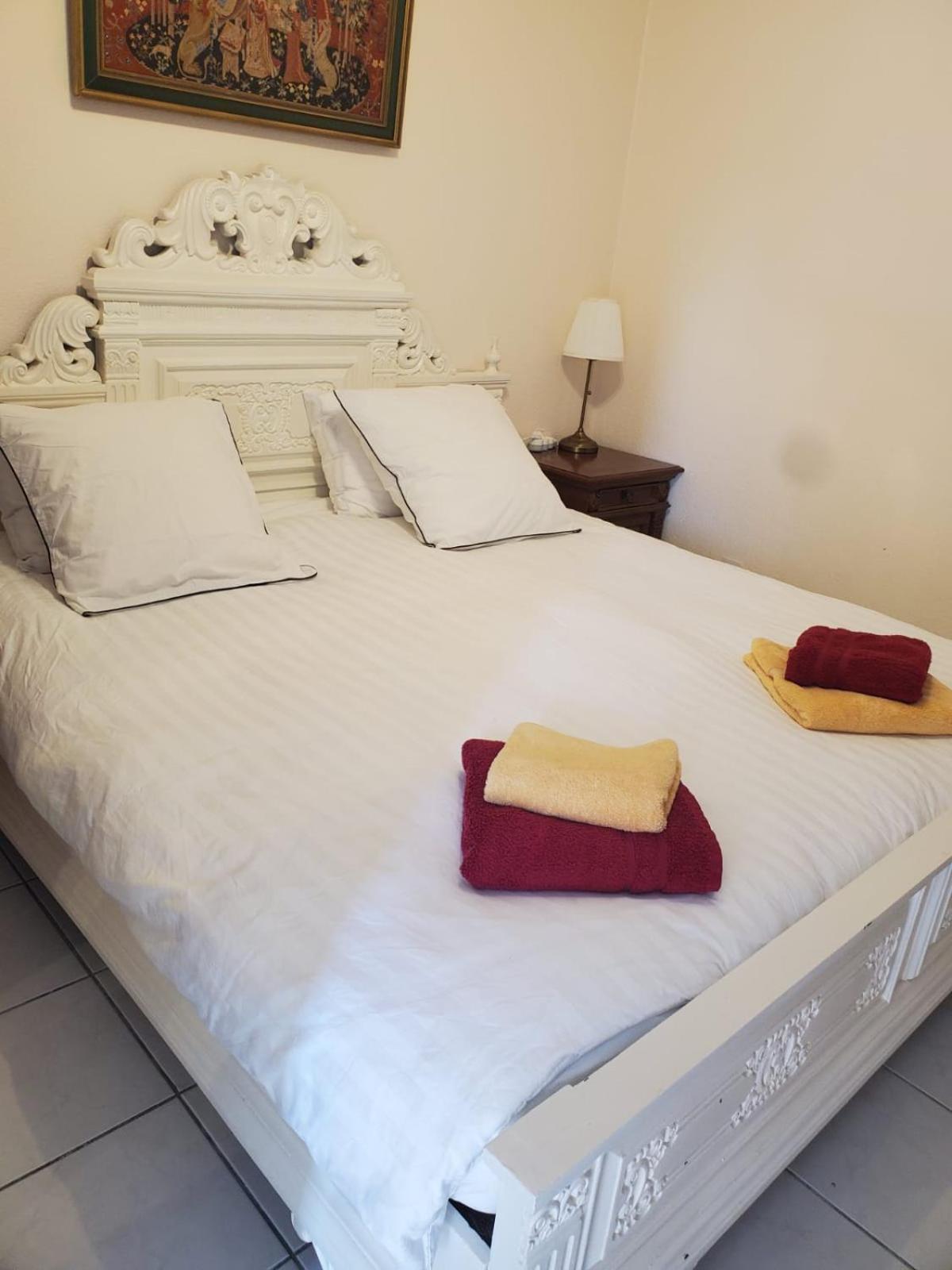 Apartamento Domaine Du Petit Tournebelle Gruissan Habitación foto